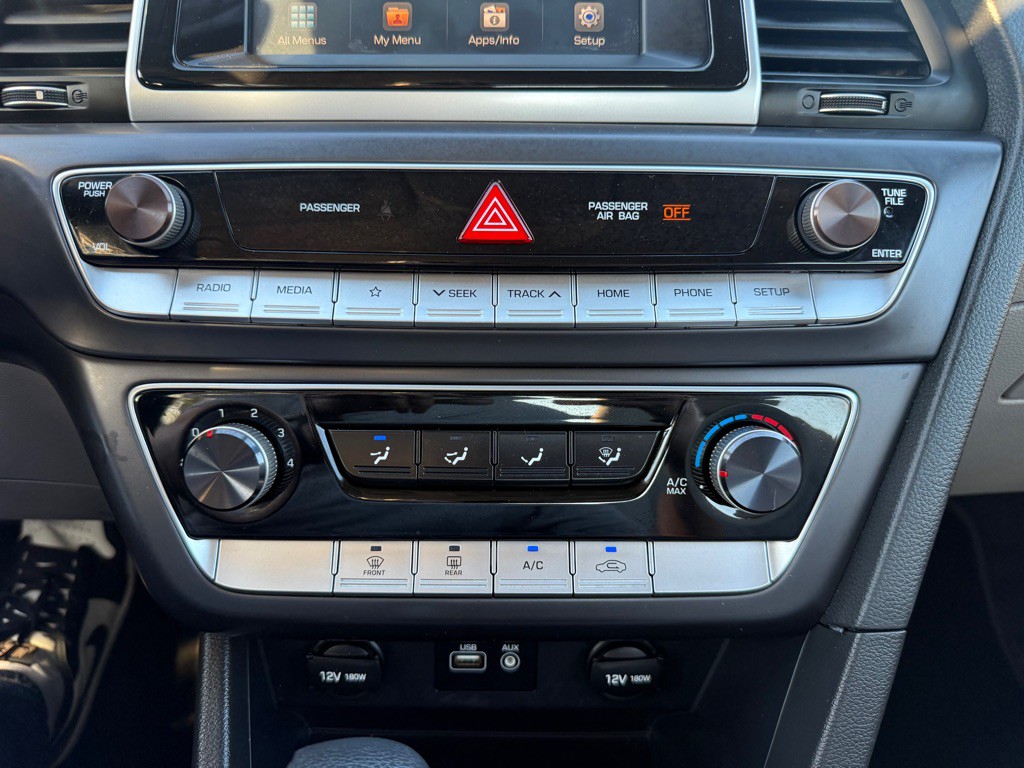 2018 Hyundai Sonata Image 24