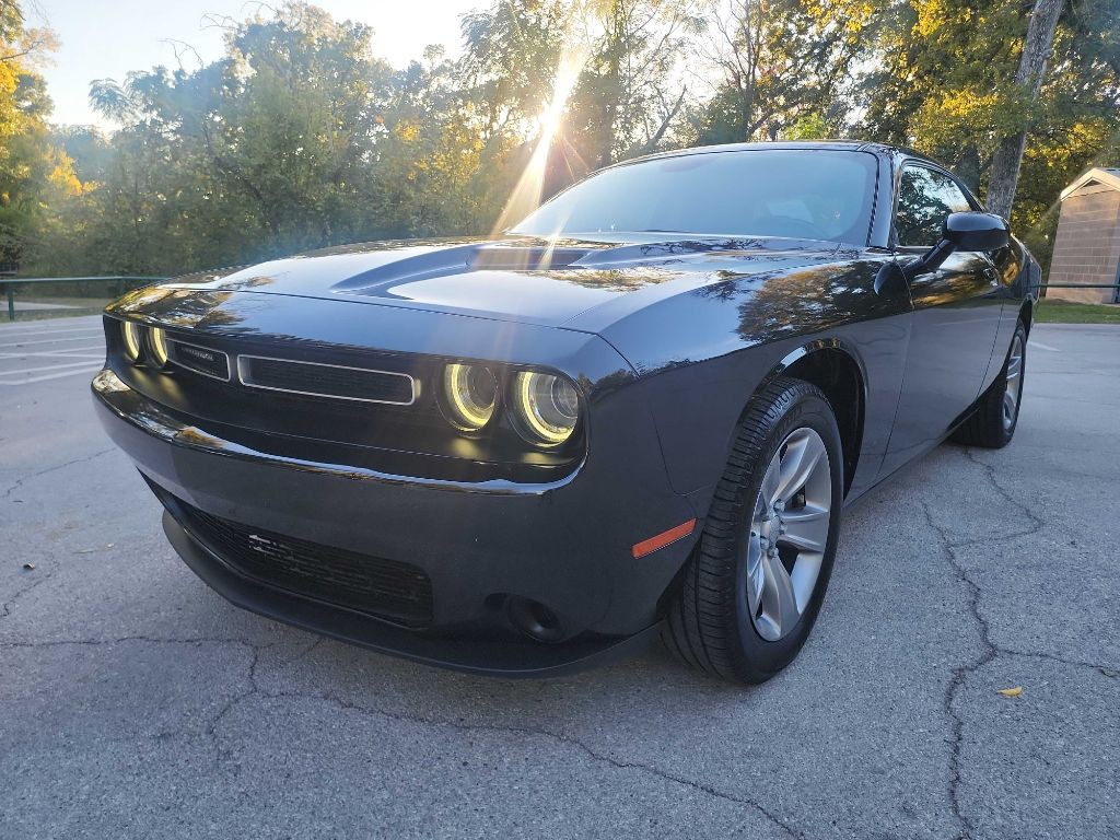 2019 Dodge Challenger Image 3