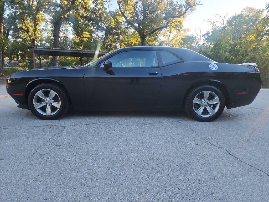 2019 Dodge Challenger Image 4