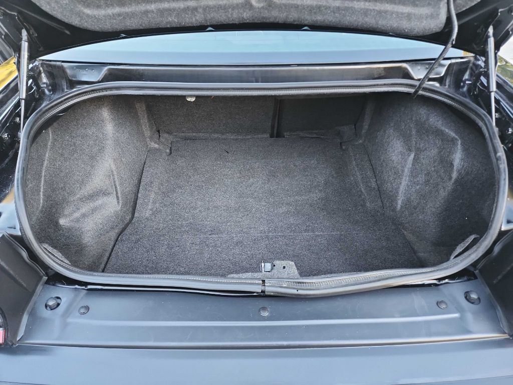 2019 Dodge Challenger Image 25