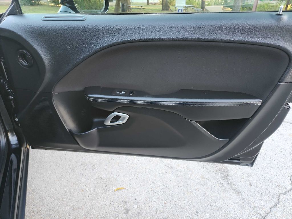 2019 Dodge Challenger Image 29