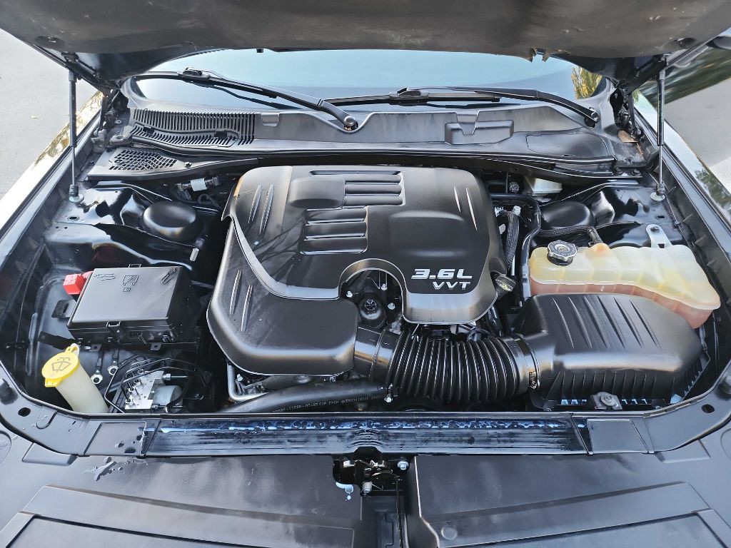 2019 Dodge Challenger Image 32