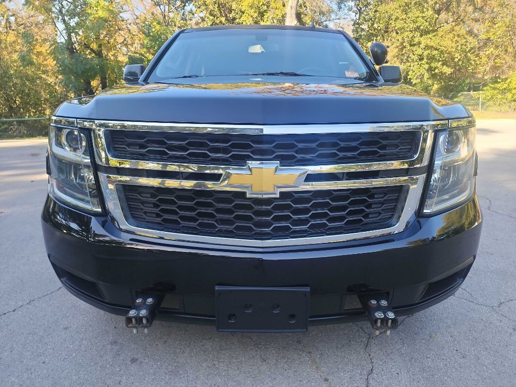2015 Chevrolet Tahoe Image 2