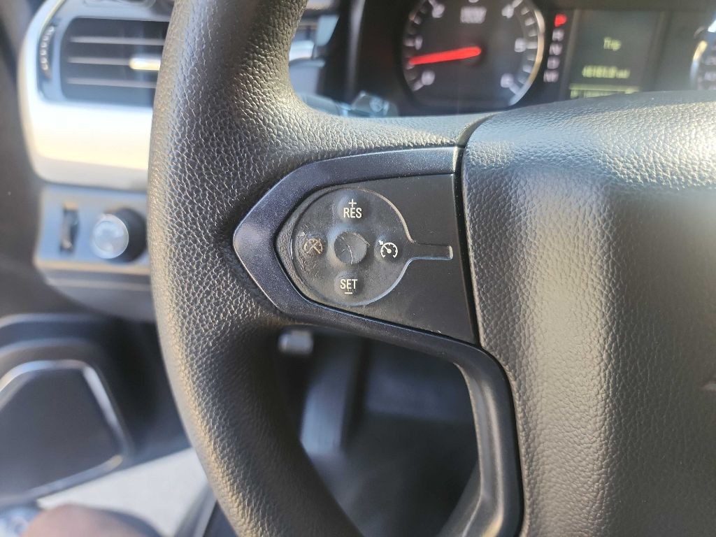 2015 Chevrolet Tahoe Image 16