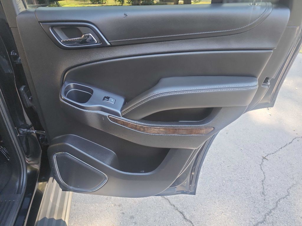 2015 Chevrolet Tahoe Image 28