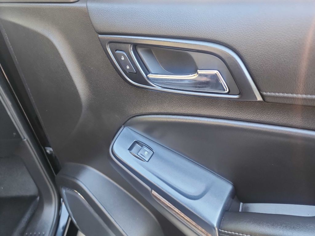 2015 Chevrolet Tahoe Image 29