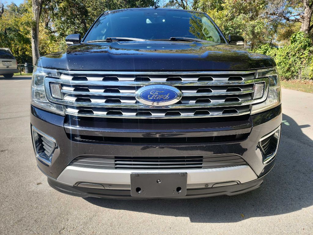 2020 Ford Expedition Image 2