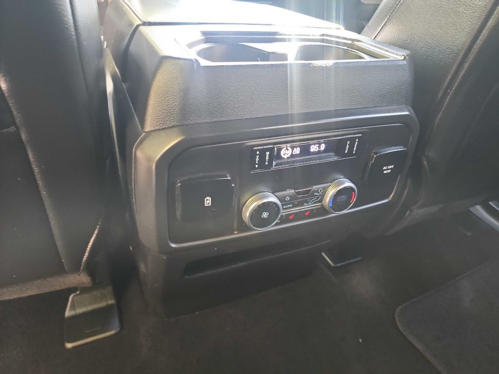 2020 Ford Expedition Image 32