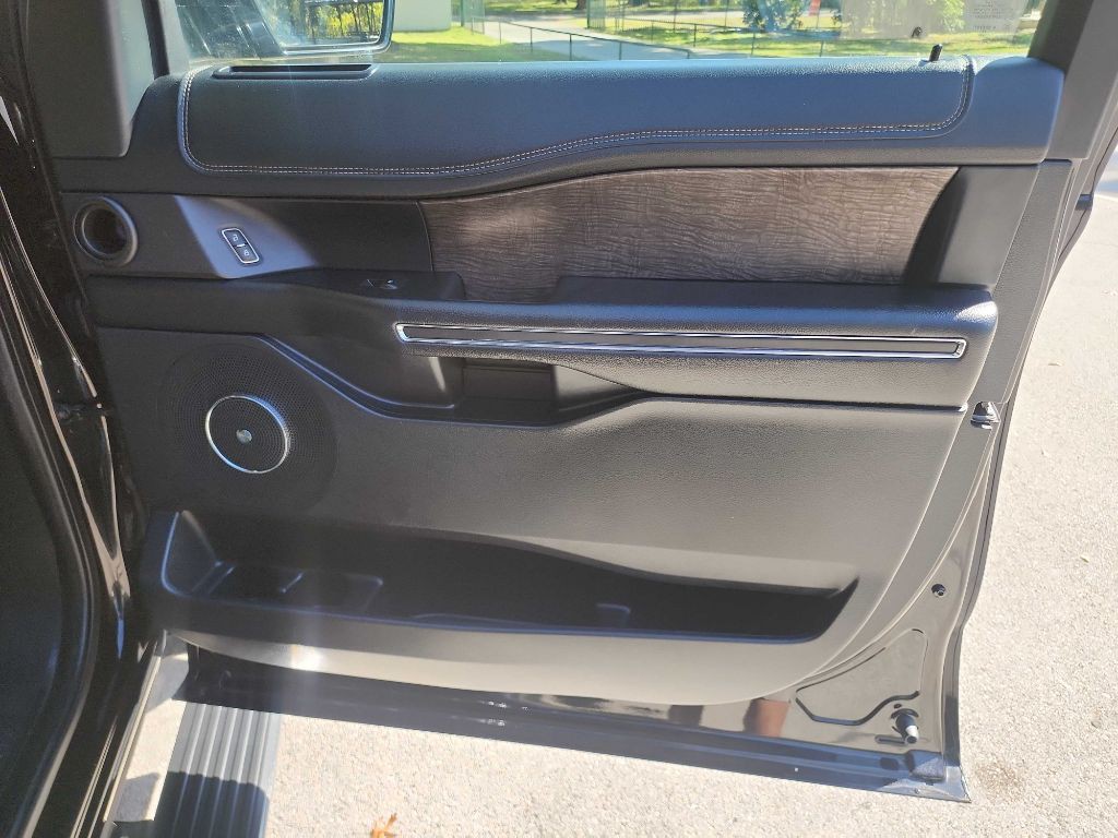 2020 Ford Expedition Image 44