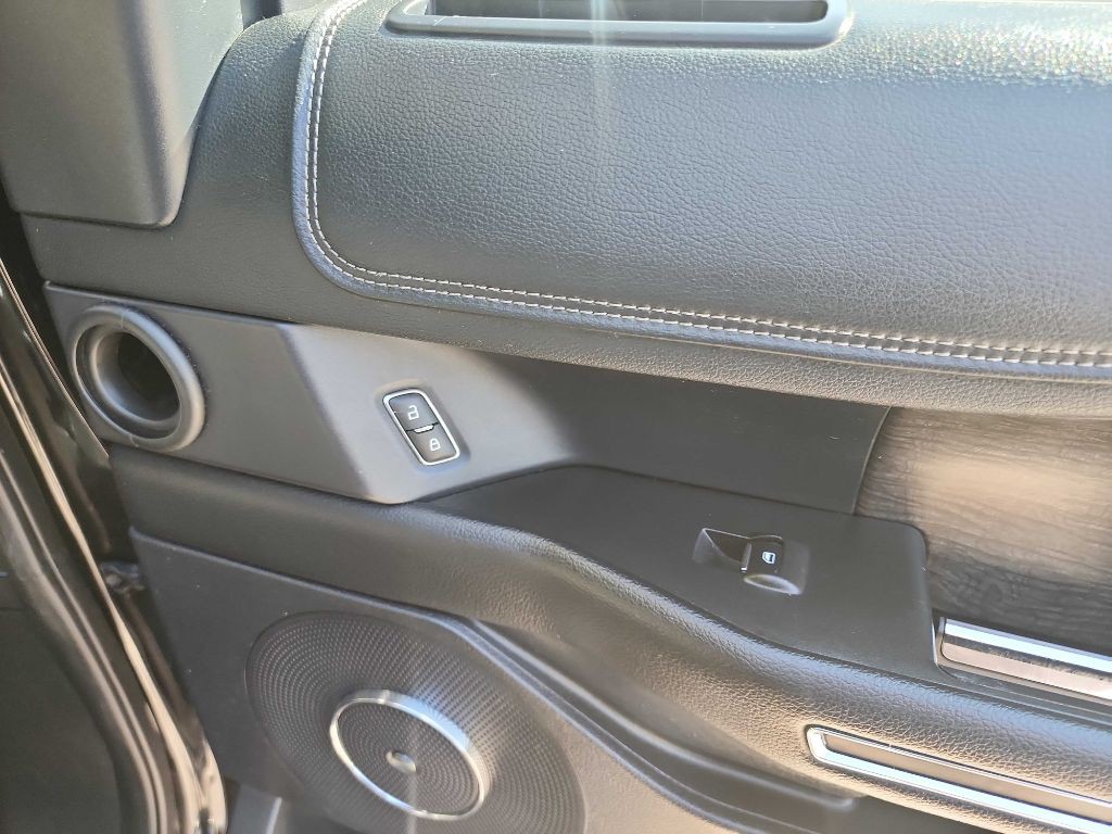 2020 Ford Expedition Image 45