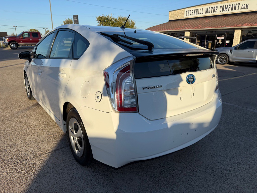 2013 Toyota Prius Image 5