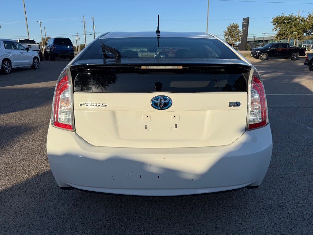 2013 Toyota Prius Image 6