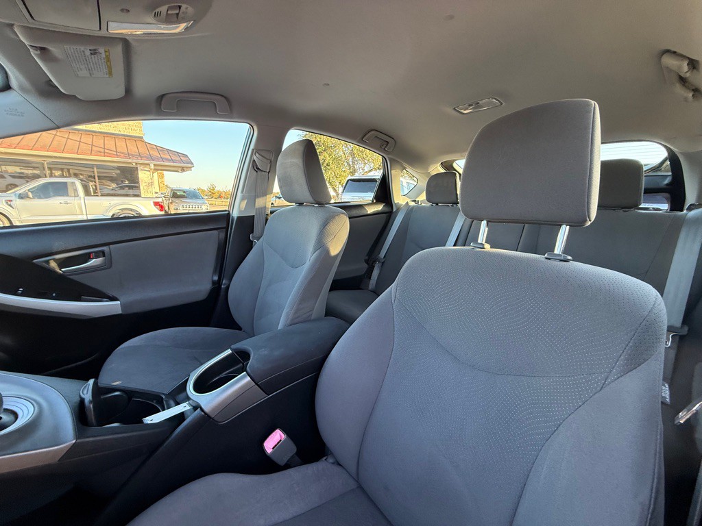 2013 Toyota Prius Image 21