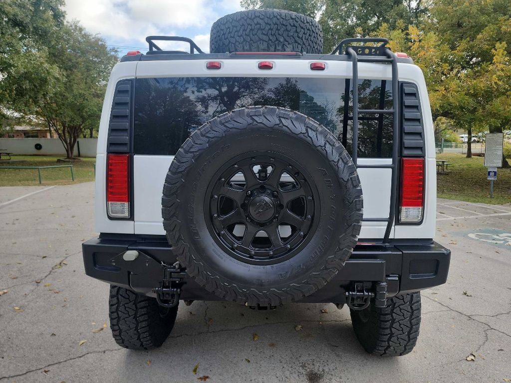 2003 HUMMER H2 Image 6