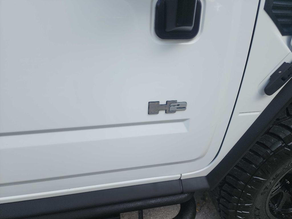 2003 HUMMER H2 Image 14