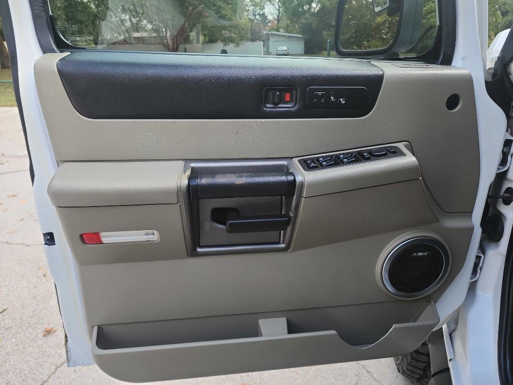2003 HUMMER H2 Image 15