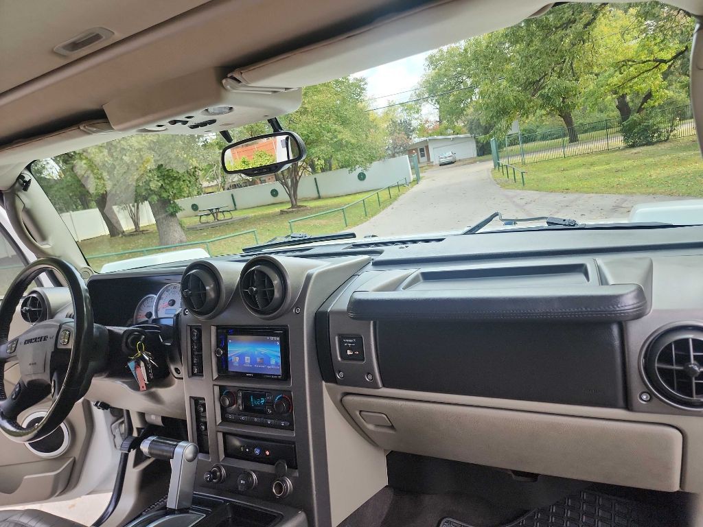 2003 HUMMER H2 Image 44