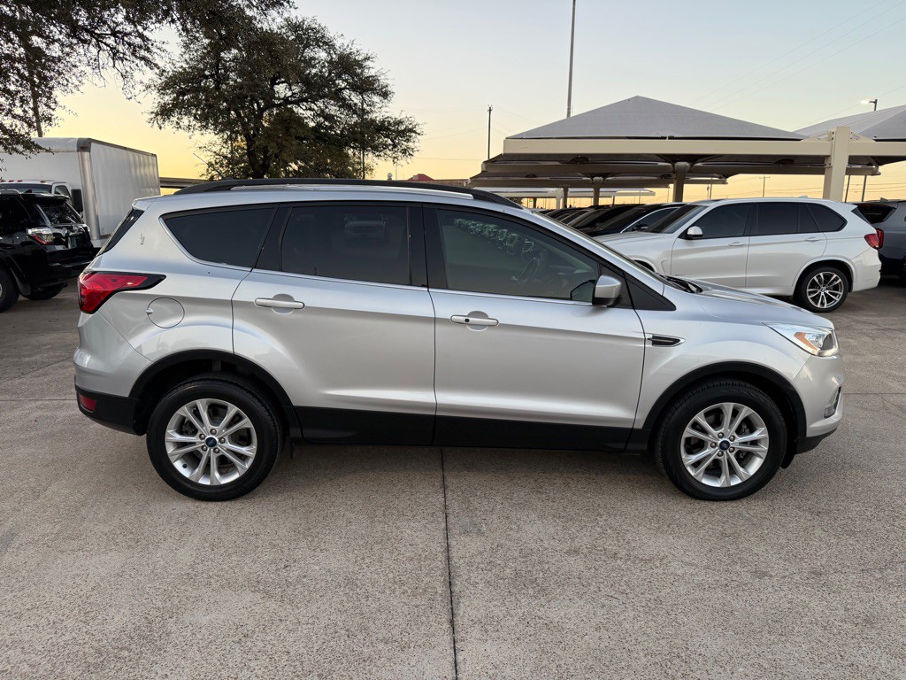 2019 Ford Escape Image 8