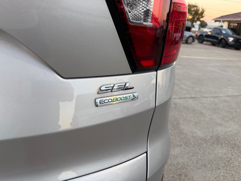 2019 Ford Escape Image 10