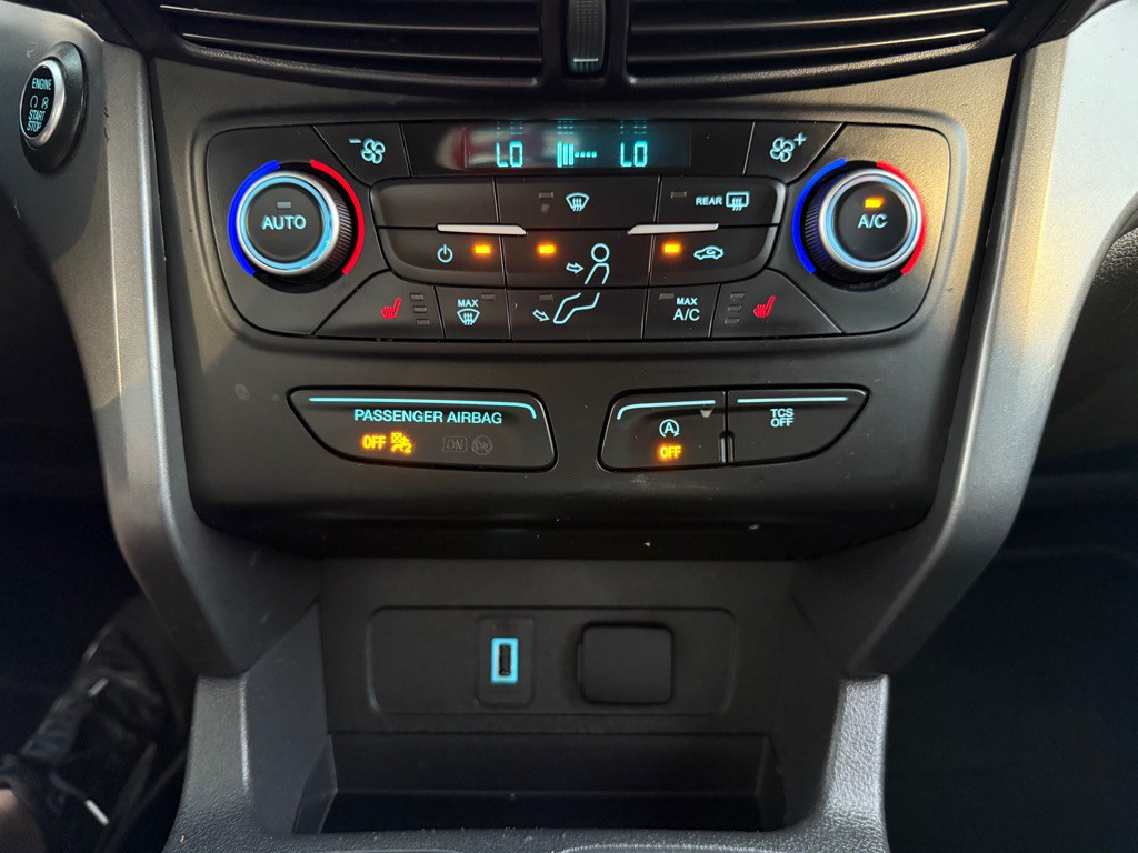 2019 Ford Escape Image 16