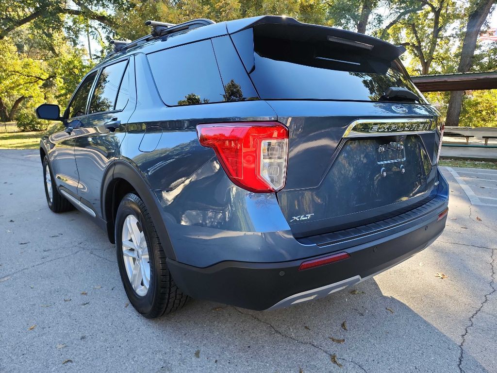 2020 Ford Explorer Image 6