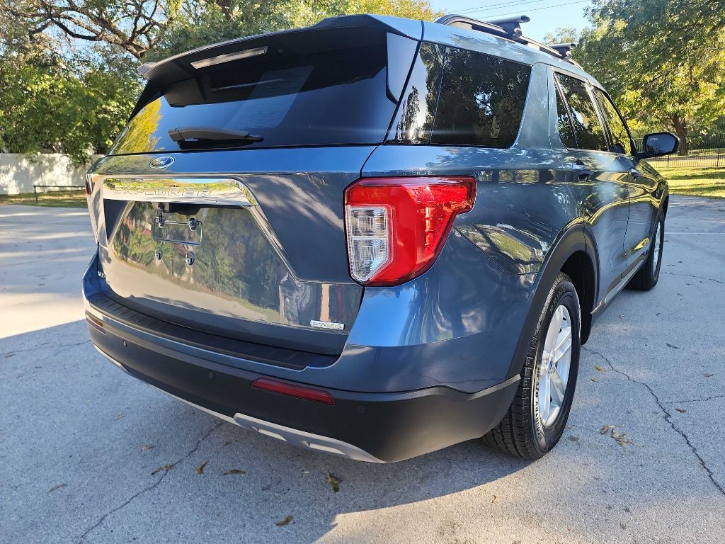 2020 Ford Explorer Image 11