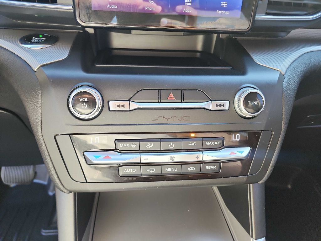 2020 Ford Explorer Image 27