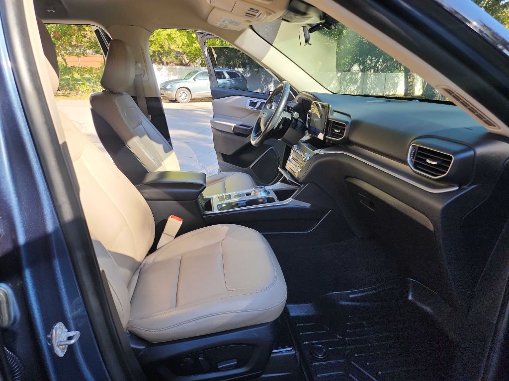 2020 Ford Explorer Image 43