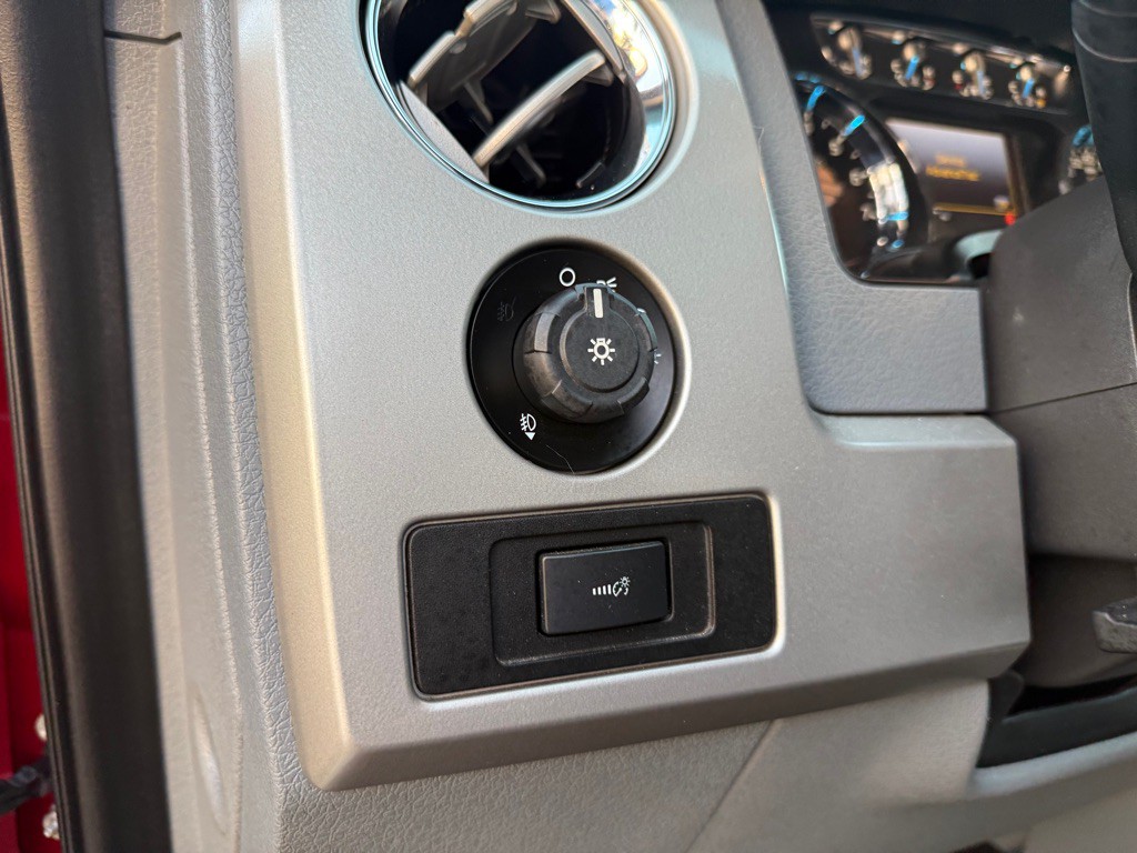 2014 Ford F-150 Image 20