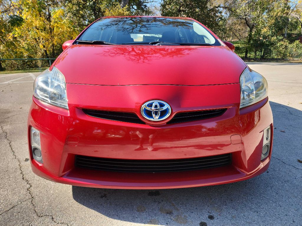 2011 Toyota Prius Image 2