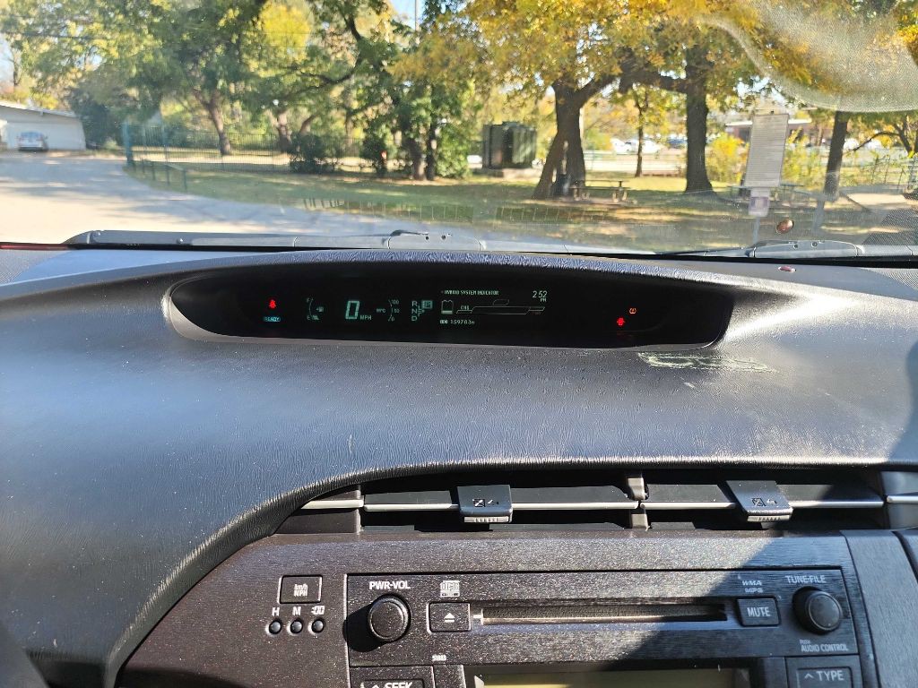 2011 Toyota Prius Image 16