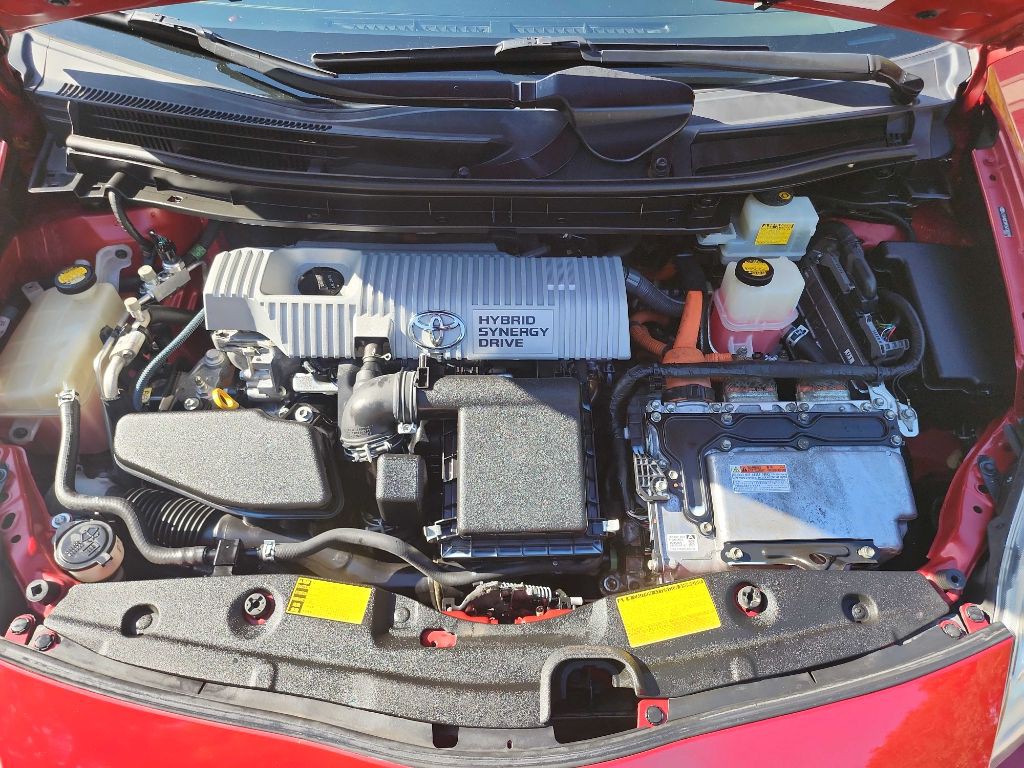 2011 Toyota Prius Image 32