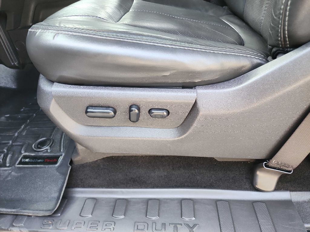 2011 Ford F-250 Image 20