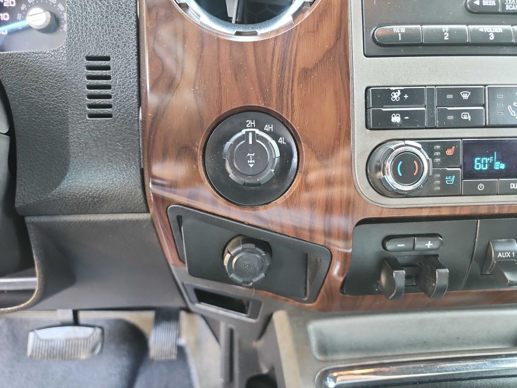 2011 Ford F-250 Image 29