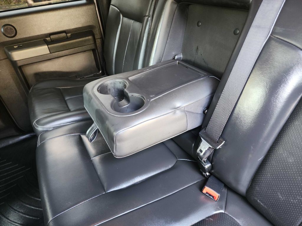 2011 Ford F-250 Image 33
