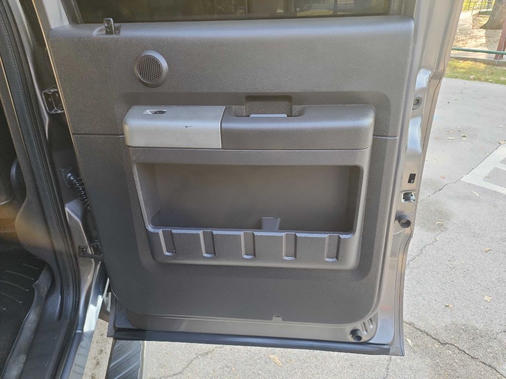 2011 Ford F-250 Image 34