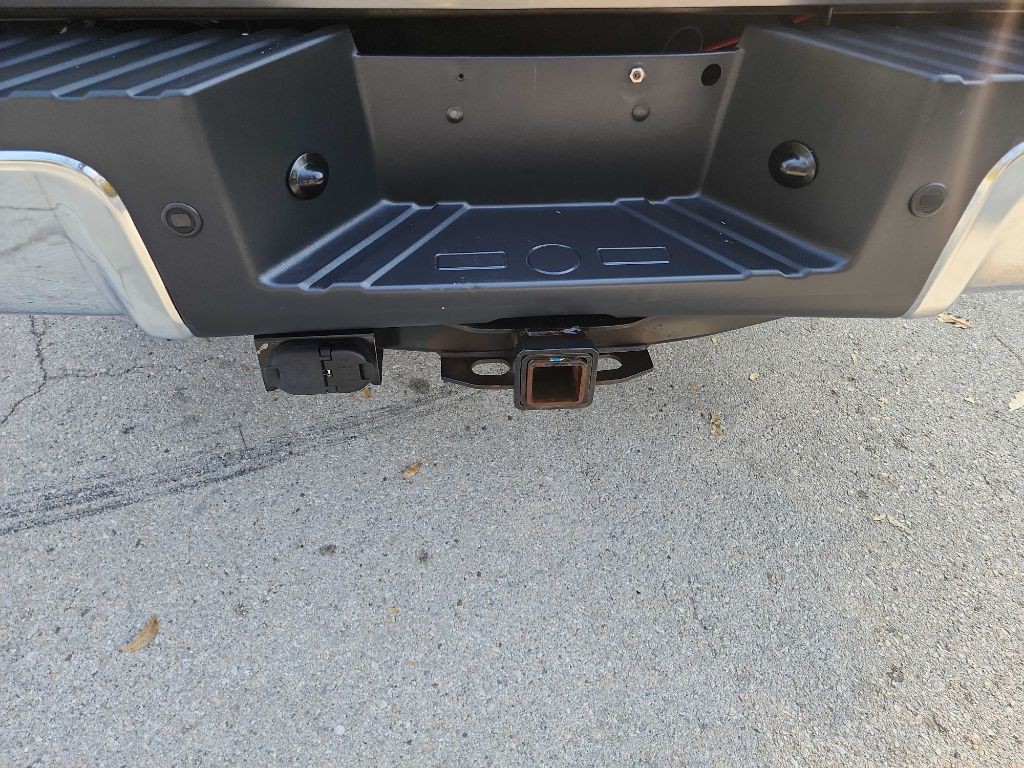 2011 Ford F-250 Image 5