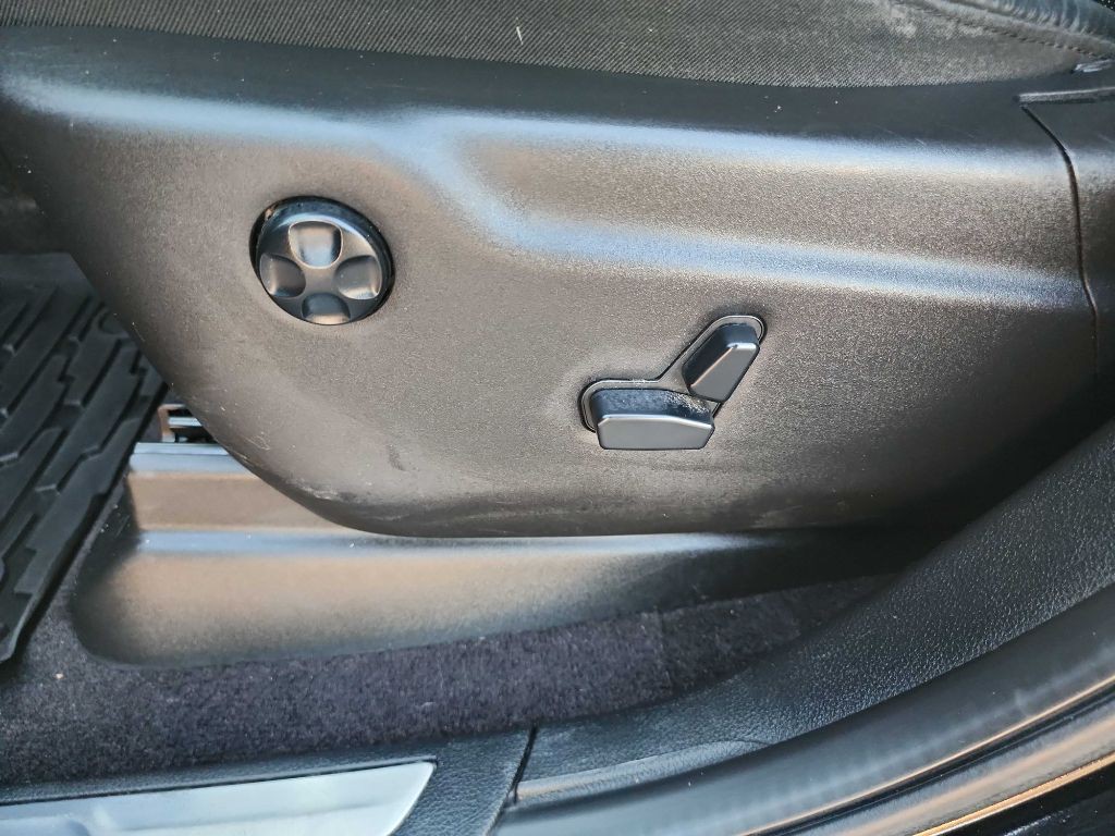 2017 Jeep Grand Cherokee Image 21