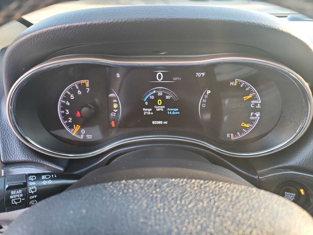 2017 Jeep Grand Cherokee Image 25