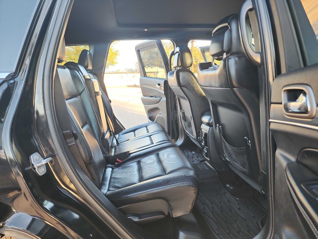 2017 Jeep Grand Cherokee Image 37