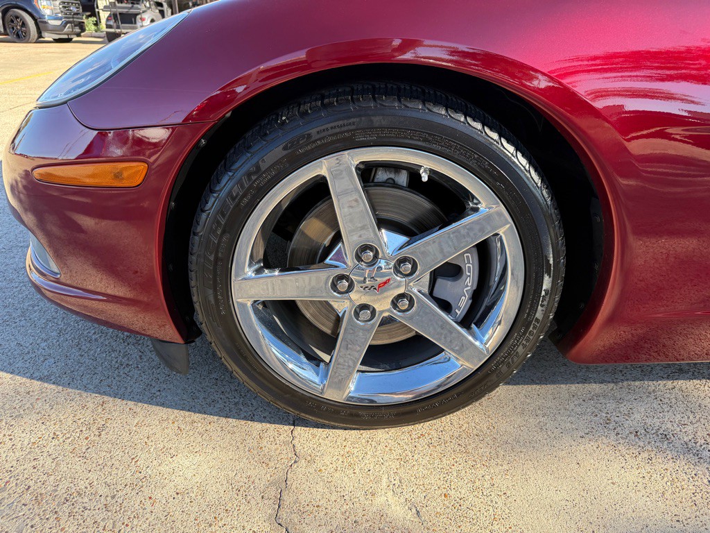 2007 Chevrolet Corvette Image 12