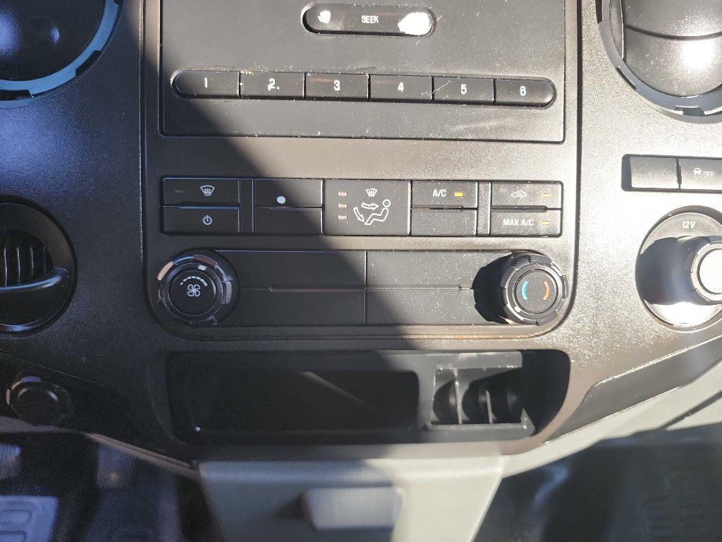 2014 Ford F-250 Image 22