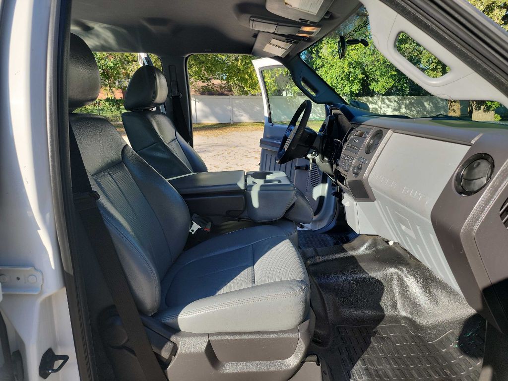 2014 Ford F-250 Image 31