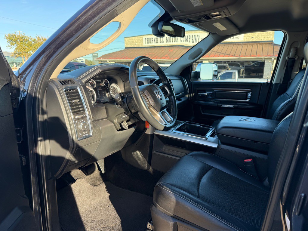 2015 RAM 2500 Image 18