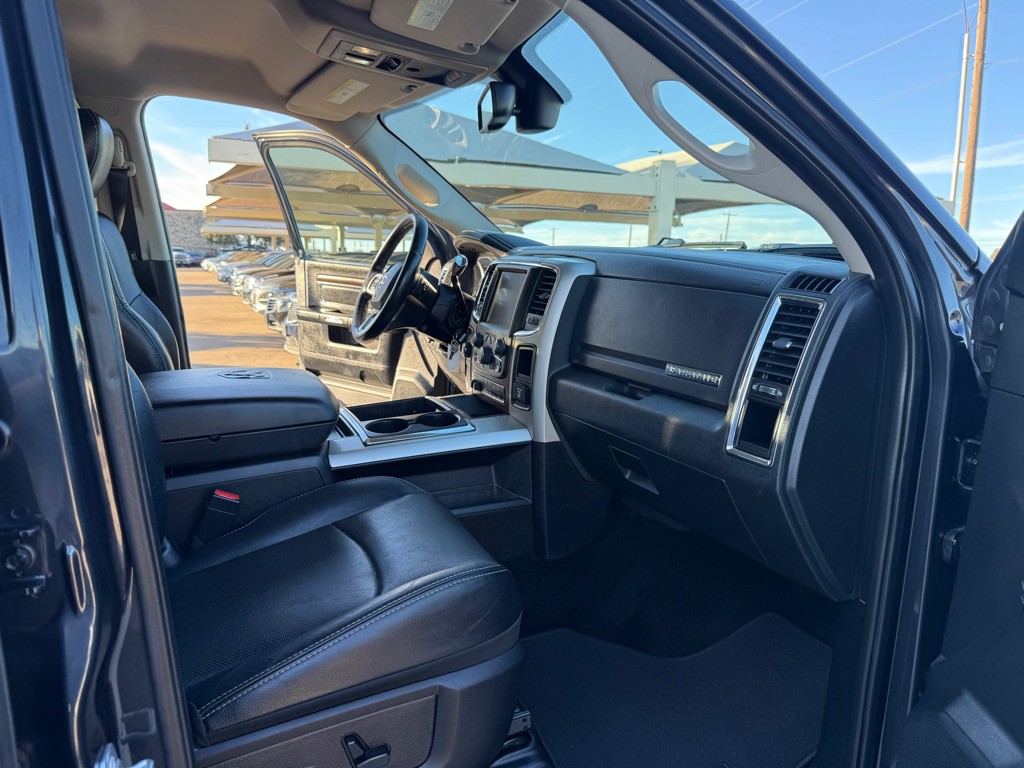 2015 RAM 2500 Image 20