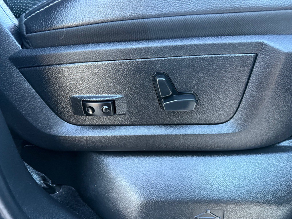 2015 RAM 2500 Image 29