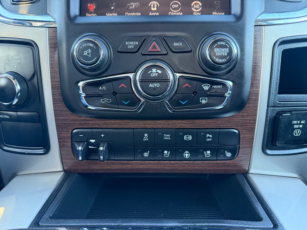 2015 RAM 2500 Image 37