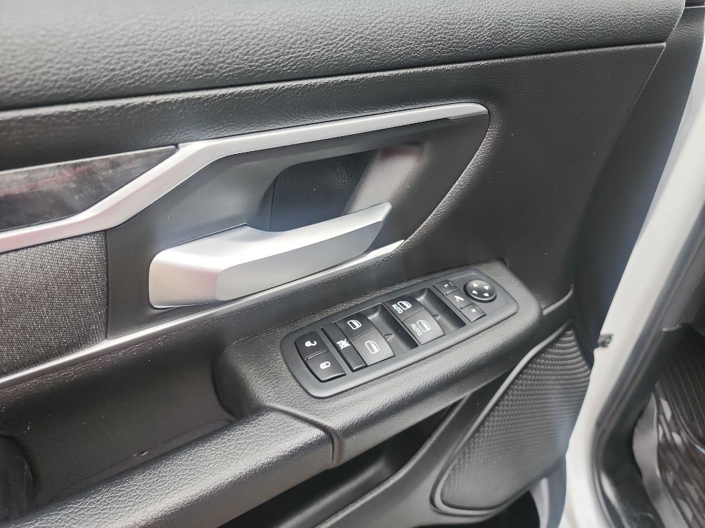 2020 RAM 1500 Image 16