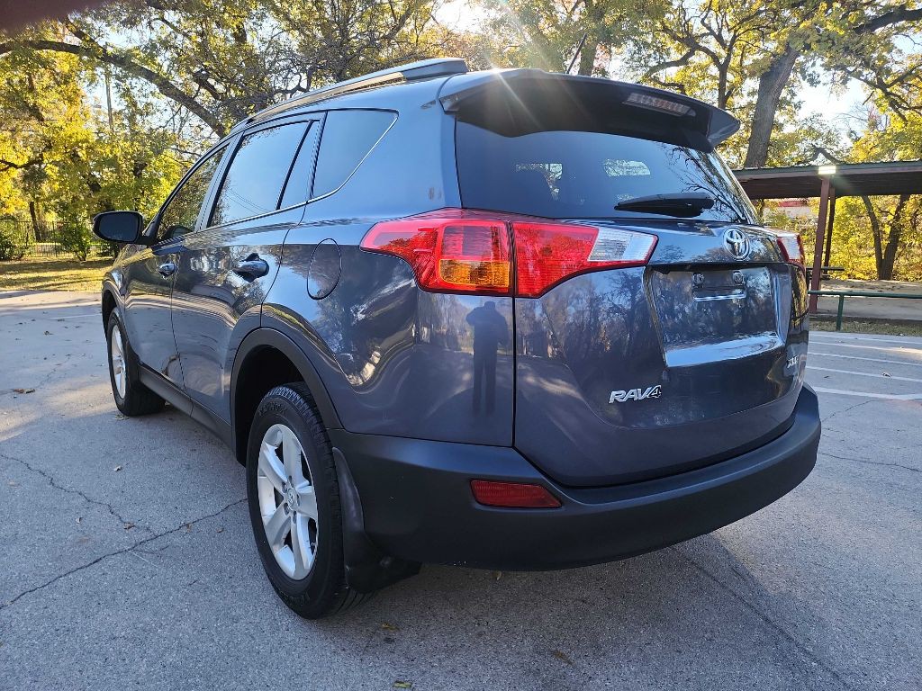 2013 Toyota Rav4 Image 5