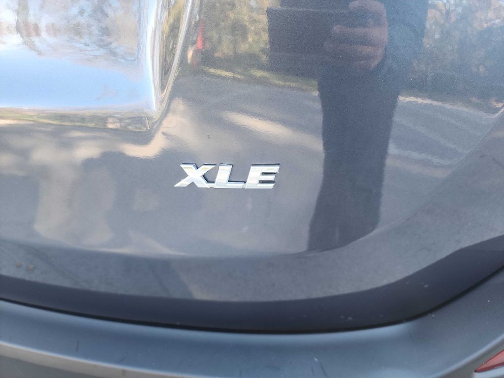 2013 Toyota Rav4 Image 6